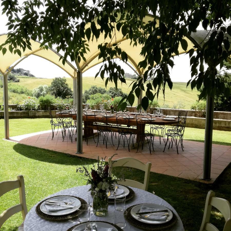 Agriturismo Podere Il Fornacino Santa Luce Ngoại thất bức ảnh